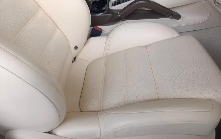 Reconditionarea-pielii-auto-secret