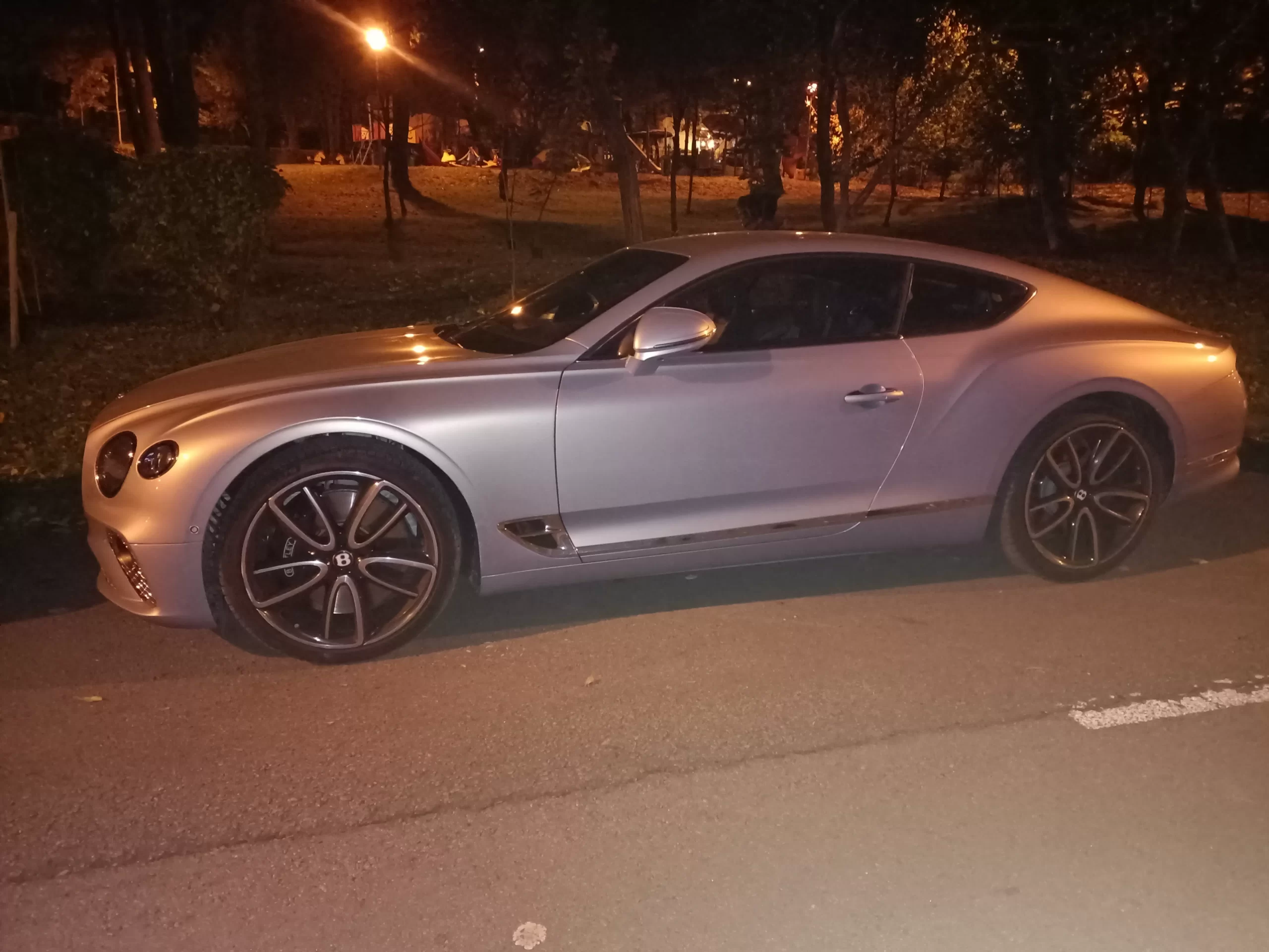 Bentley-Continental detailing interior Spa platinum